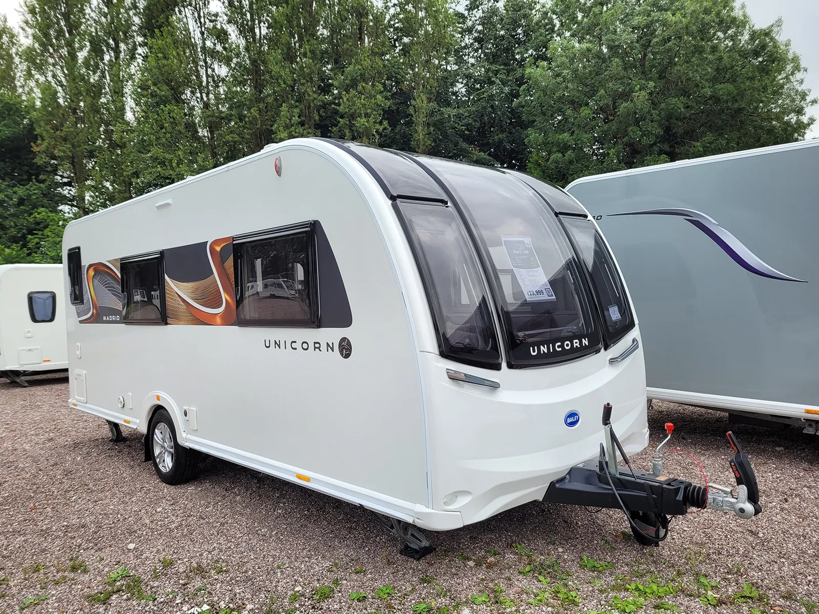 Bailey Unicorn Madrid 2023 (U5510) - Image 1