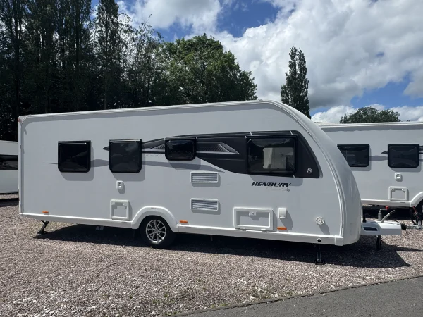 Swift Henbury 2023 (U5584)