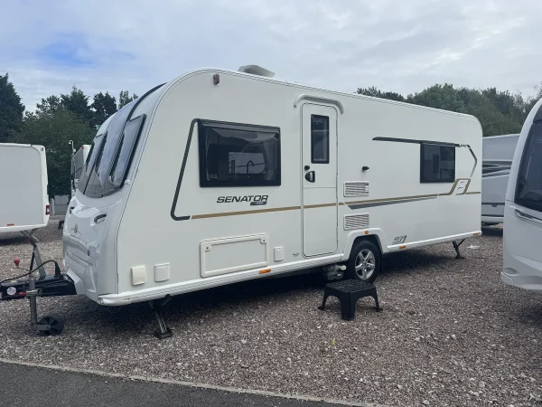 Bailey Senator 640 2019 (U5605)